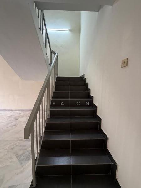 2-storey Terraced House for Rent in Taman Sri Bintang (Kepong) - Lisa Ong - Corridor - PropertyGuru.com.my