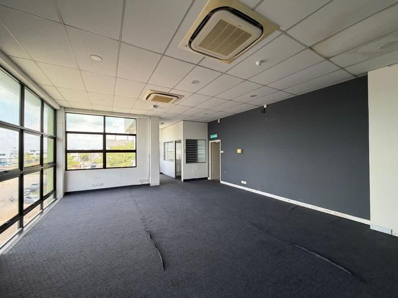 Semi-D Factory for Rent in Taman Desa Cemerlang (Ulu Tiram) - Yip . - Interior - PropertyGuru.com.my