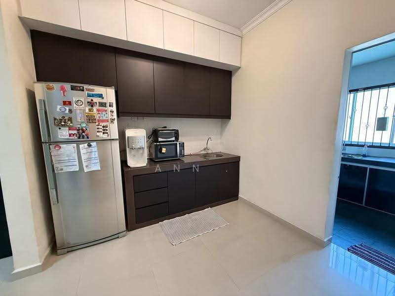 Rumah Teres 2-Tingkat untuk Dijual di Taman Tasek (Johor Bahru) - Ann . - Kitchen - PropertyGuru.com.my