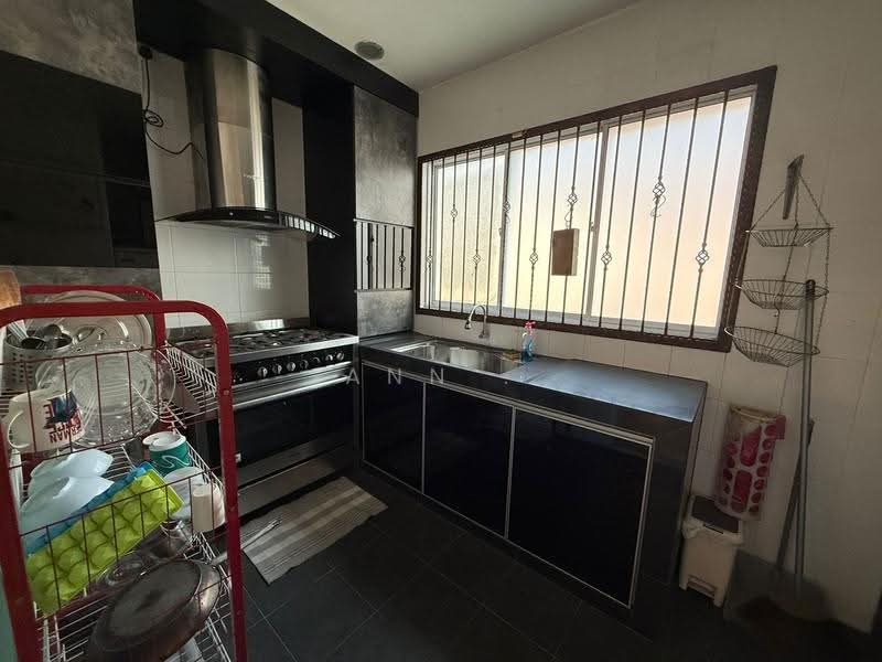 Rumah Teres 2-Tingkat untuk Dijual di Taman Tasek (Johor Bahru) - Ann . - Kitchen - PropertyGuru.com.my