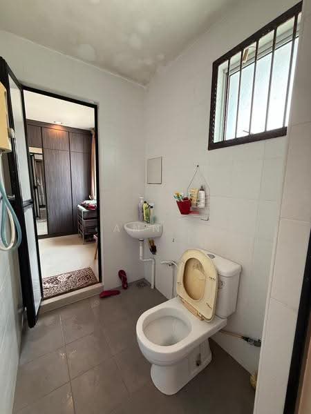 Rumah Teres 2-Tingkat untuk Dijual di Taman Tasek (Johor Bahru) - Ann . - Bathroom - PropertyGuru.com.my