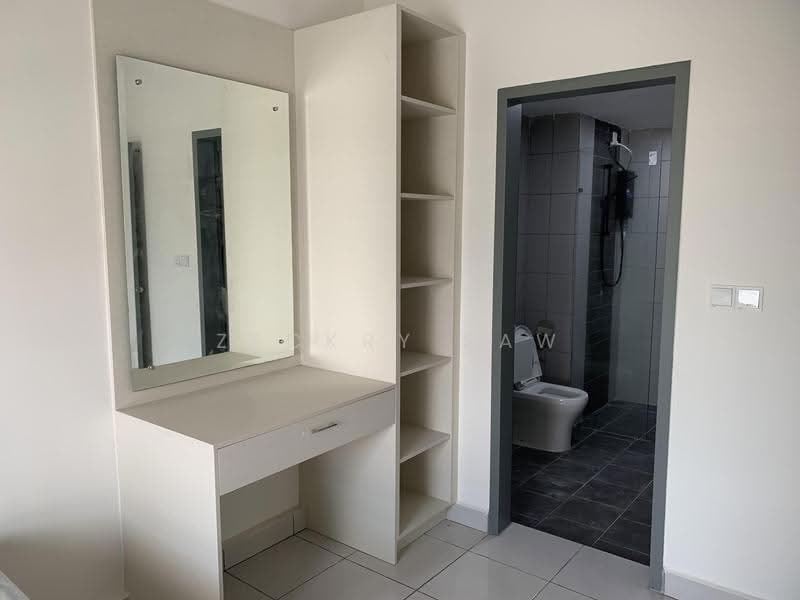 Service Residence for Sale at E'Island Lake Haven - Zeckry Saw - PropertyGuru.com.my