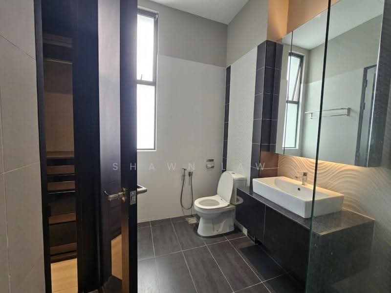 Cluster House for Rent in Kota Masai (Pasir Gudang) - Shawn Law - Bathroom - PropertyGuru.com.my