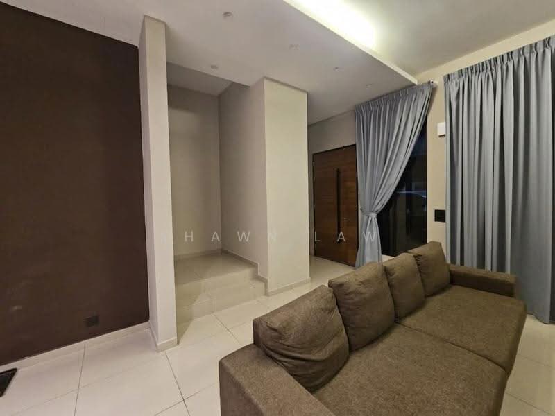 Cluster House for Rent in Kota Masai (Pasir Gudang) - Shawn Law - Living Room - PropertyGuru.com.my