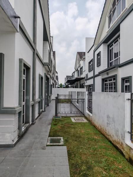 Rumah Kluster untuk Dijual di Taman Ekoflora (Johor Bahru) - Willie Gwee - Exterior - PropertyGuru.com.my