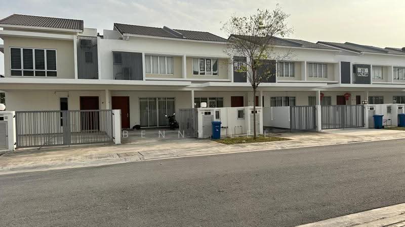 2-storey Terraced House for Sale in Bandar Gamuda Cove (Dengkil) - Benny Lee - Exterior - PropertyGuru.com.my