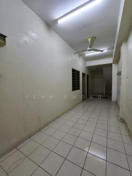 Shop for Rent in Jalan Klang Lama (Old Klang Road) (Kuala Lumpur) - Yenn Chong - Interior - PropertyGuru.com.my