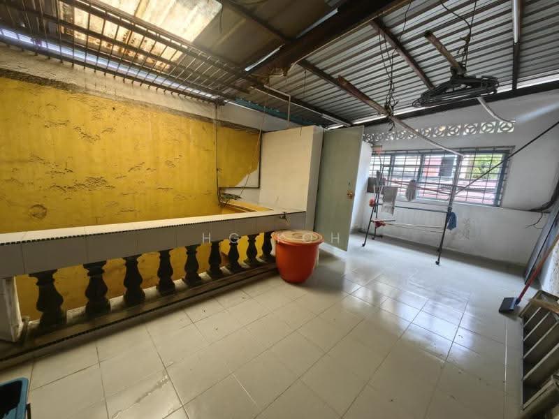 Shop for Sale in Melaka City (Melaka) - HG KOH - Balcony - PropertyGuru.com.my