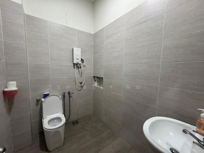 Rumah Teres 2-Tingkat untuk Disewa di Usj 2 (Subang Jaya) - Shirley Ng - Bathroom - PropertyGuru.com.my