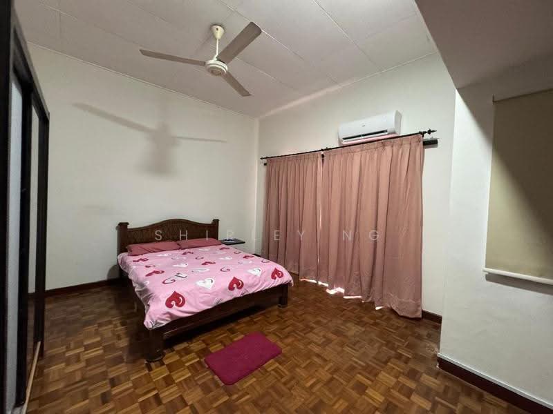 Rumah Teres 2-Tingkat untuk Disewa di Usj 2 (Subang Jaya) - Shirley Ng - Bedroom - PropertyGuru.com.my