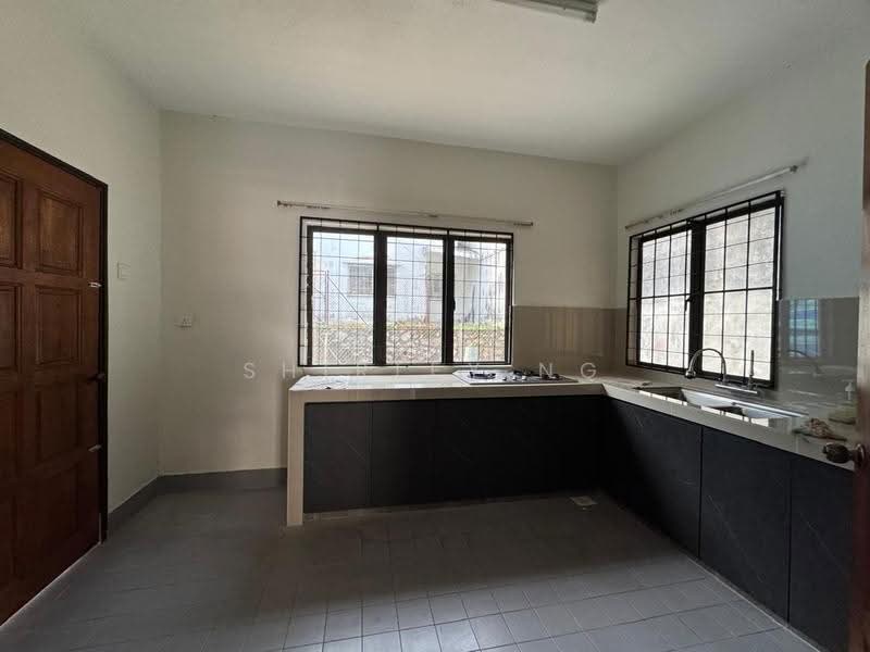 Rumah Teres 2-Tingkat untuk Disewa di Usj 2 (Subang Jaya) - Shirley Ng - Kitchen - PropertyGuru.com.my