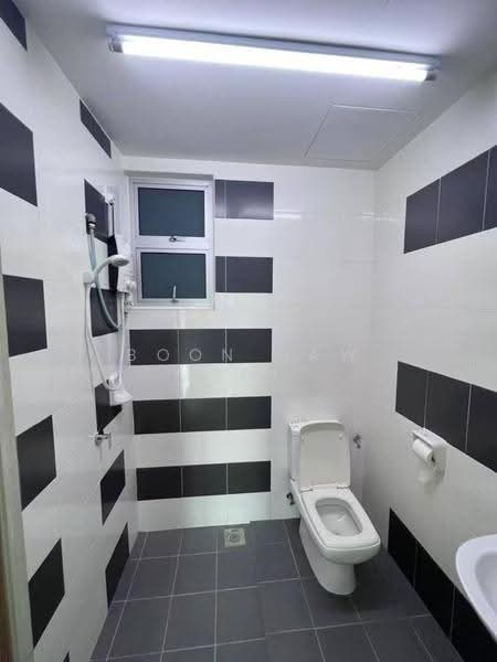 Condominium for Rent at Royale Infinity - Boon Haw Ooi - Bathroom - PropertyGuru.com.my