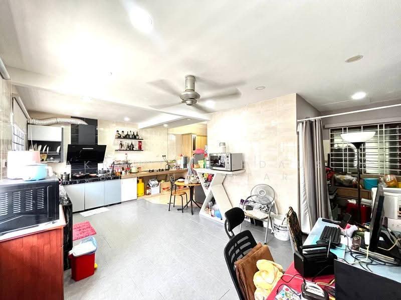 Rumah Teres 2-Tingkat untuk Dijual di Putra Heights (Subang Jaya) - Akramin Firdaus Bin Mokhtar - Kitchen - PropertyGuru.com.my
