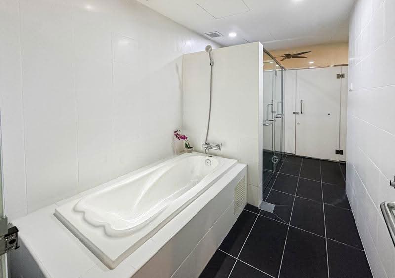 Kondominium untuk Disewa di Encorp Strand Residence - Jessie Teng - Bathroom - PropertyGuru.com.my
