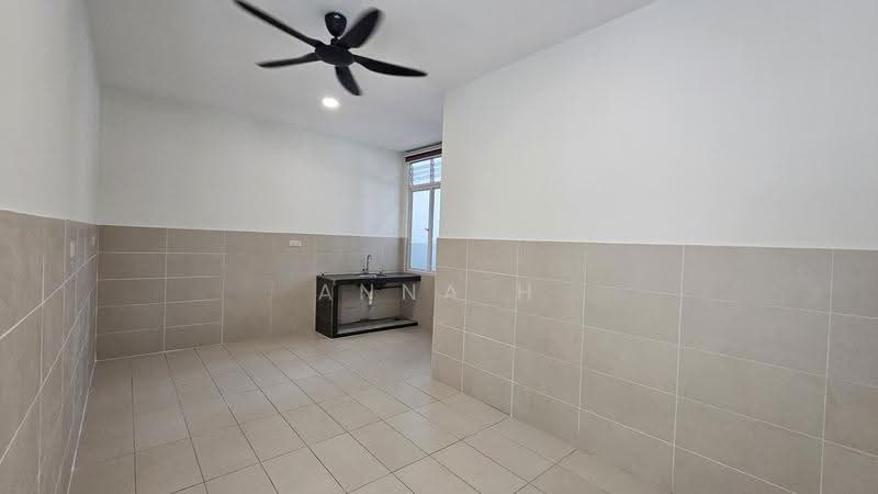 2-storey Terraced House for Sale in Alam Damai (Cheras) - Anna H - Kitchen - PropertyGuru.com.my