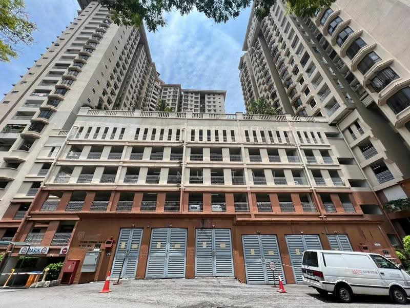 Kondominium untuk Dijual di Casa Tropicana - Keanu Tan - Exterior - PropertyGuru.com.my