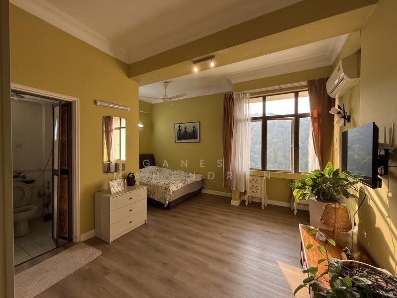 Kondominium untuk Dijual di Kiara View - Ganesh Mahendran - Bedroom - PropertyGuru.com.my
