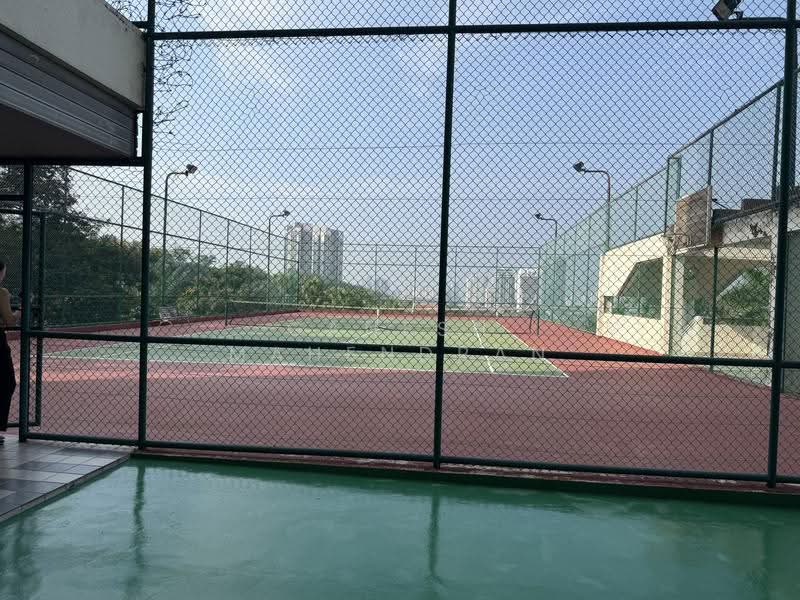 Kondominium untuk Dijual di Kiara View - Ganesh Mahendran - Tennis Court - PropertyGuru.com.my