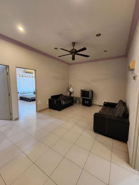 2-storey Terraced House for Sale in Kelebang (Ipoh) - Qazin Khoo - Living Room - PropertyGuru.com.my
