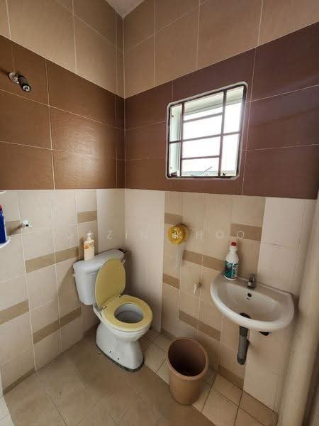 2-storey Terraced House for Sale in Kelebang (Ipoh) - Qazin Khoo - Bathroom - PropertyGuru.com.my