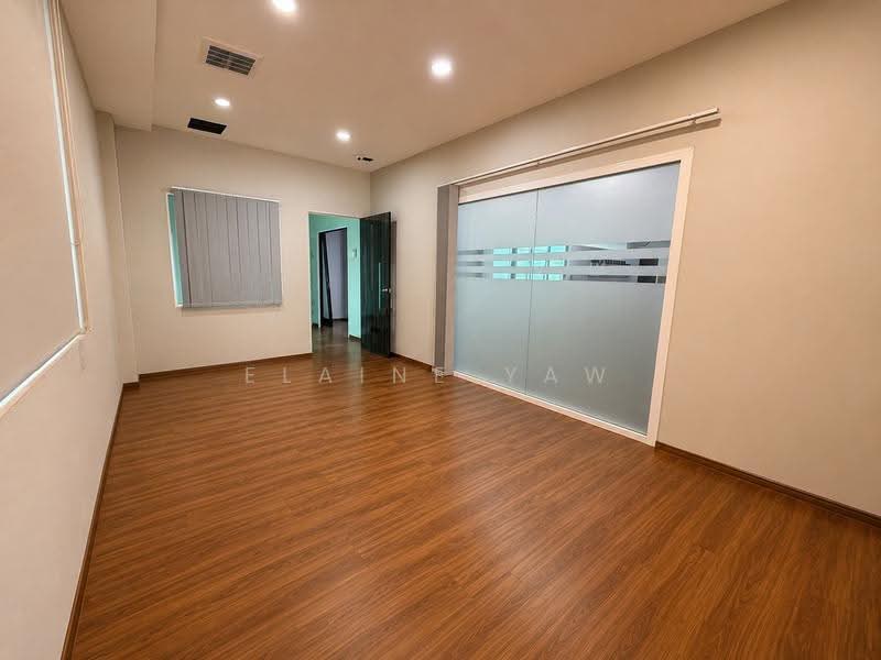 Shop / Office for Rent in Kota Warisan (Sepang) - Elaine Yaw - Interior - PropertyGuru.com.my