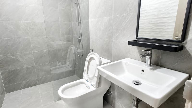 Service Residence for Rent at Quinn Residence - May Liong - Bathroom - PropertyGuru.com.my