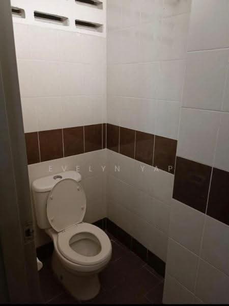 Shop for Rent in Puchong (Selangor) - Evelyn Yap - Bathroom - PropertyGuru.com.my