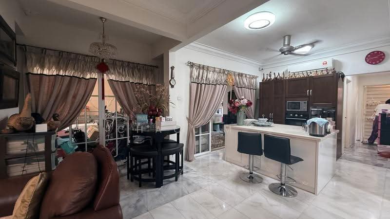 Rumah Berkembar untuk Dijual di Alam Damai (Cheras) - ChaoLim . - Living Room - PropertyGuru.com.my