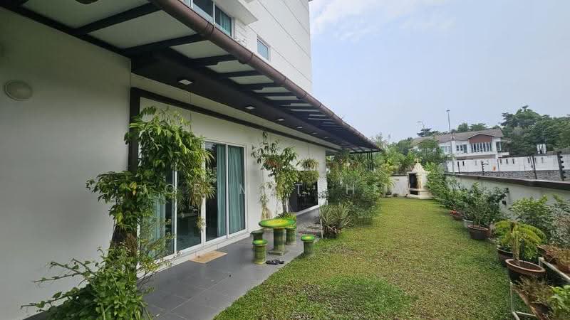 Semi-Detached House for Sale in Nilai (Negeri Sembilan) - Joe Matthew - Exterior - PropertyGuru.com.my