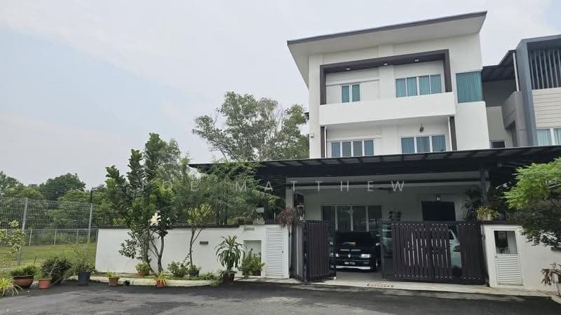 Semi-Detached House for Sale in Nilai (Negeri Sembilan) - Joe Matthew - Exterior - PropertyGuru.com.my