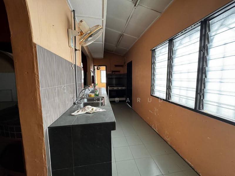 2-storey Terraced House for Sale in Taman Cheras Permata (Cheras) - Abid Sabarudin - Kitchen - PropertyGuru.com.my