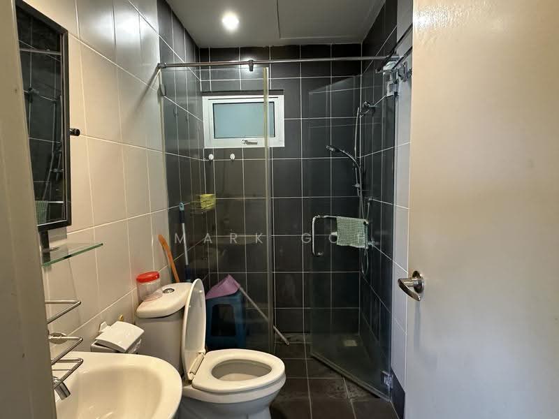 Condominium for Rent at 10 Island Resort - Mark Goh - Bathroom - PropertyGuru.com.my