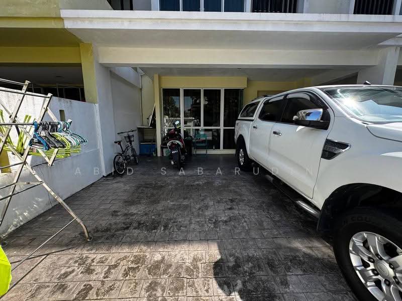 Rumah Teres 3-Tingkat untuk Dijual di Taman Sinar Samudra (Batu Caves) - Abid Sabarudin - Exterior - PropertyGuru.com.my
