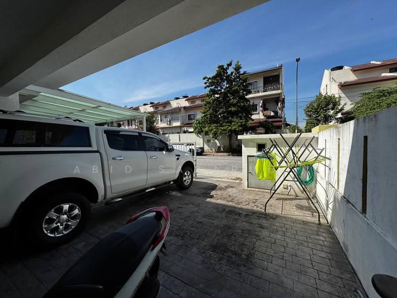 Rumah Teres 3-Tingkat untuk Dijual di Taman Sinar Samudra (Batu Caves) - Abid Sabarudin - Exterior - PropertyGuru.com.my