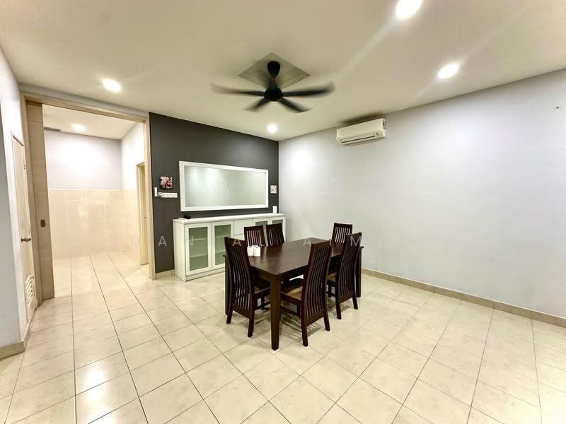 2-storey Terraced House for Sale in Denai Alam (Shah Alam) - Danial Aiman - Dining Room - PropertyGuru.com.my