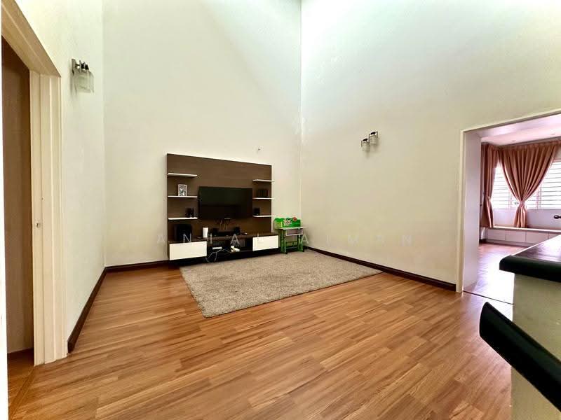2-storey Terraced House for Sale in Denai Alam (Shah Alam) - Danial Aiman - Living Room - PropertyGuru.com.my