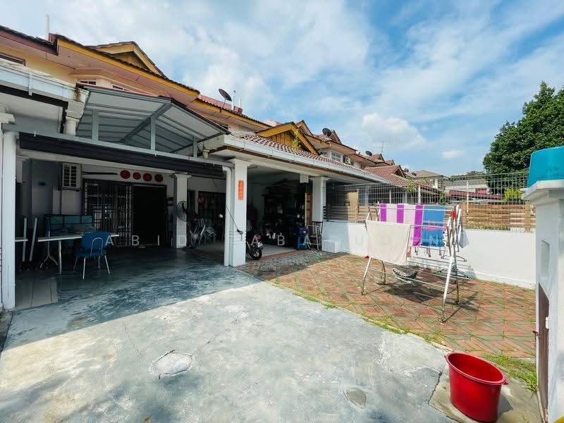 2-storey Terraced House for Sale in Seksyen 8 (Kota Damansara) - Abid Sabarudin - Exterior - PropertyGuru.com.my