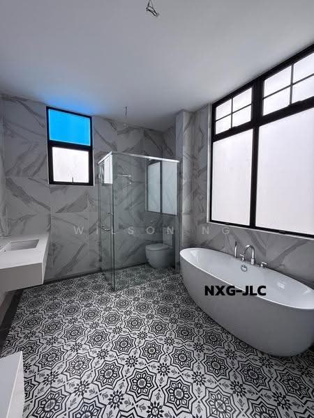 Semi-Detached House for Sale in Setia Eco Park (Setia Alam) - Wilson Ng - Bathroom - PropertyGuru.com.my
