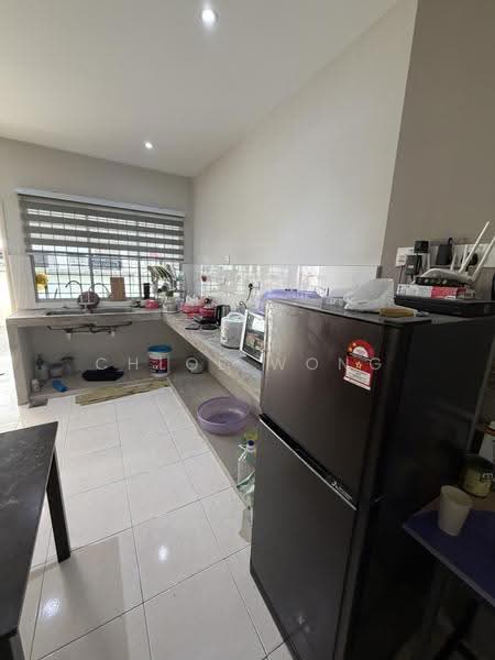 Rumah Bandar untuk Dijual di Taman Tasik Puchong (Puchong) - Chloe Wong - Kitchen - PropertyGuru.com.my