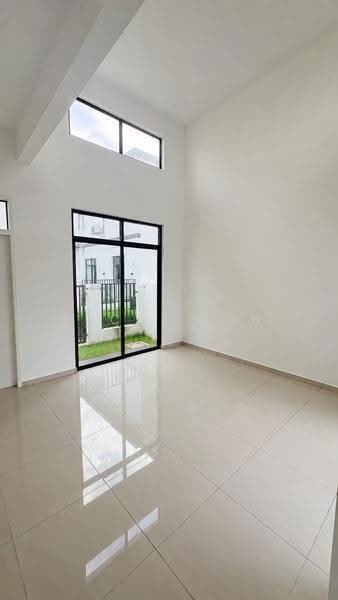 2-storey Terraced House for Sale in Eco Grandeur (Puncak Alam) - Lucas Loh - Living Room - PropertyGuru.com.my