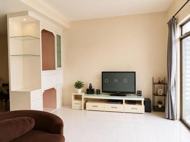 2-storey Terraced House for Rent in Johor Bahru (Johor) - Yuki Fong - Living Room - PropertyGuru.com.my
