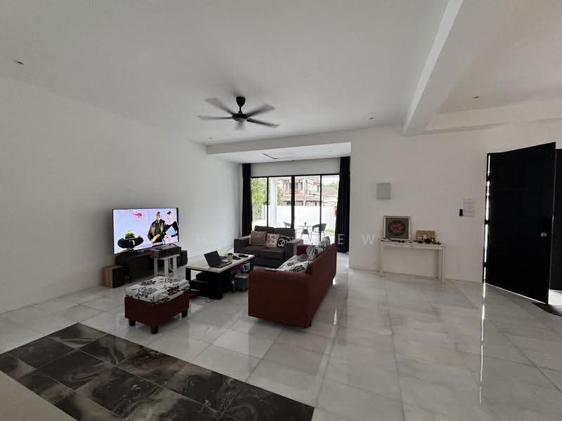 Semi-Detached House for Sale in Bandar Sungai Long (Selangor) - CHRIS LEW - Living Room - PropertyGuru.com.my