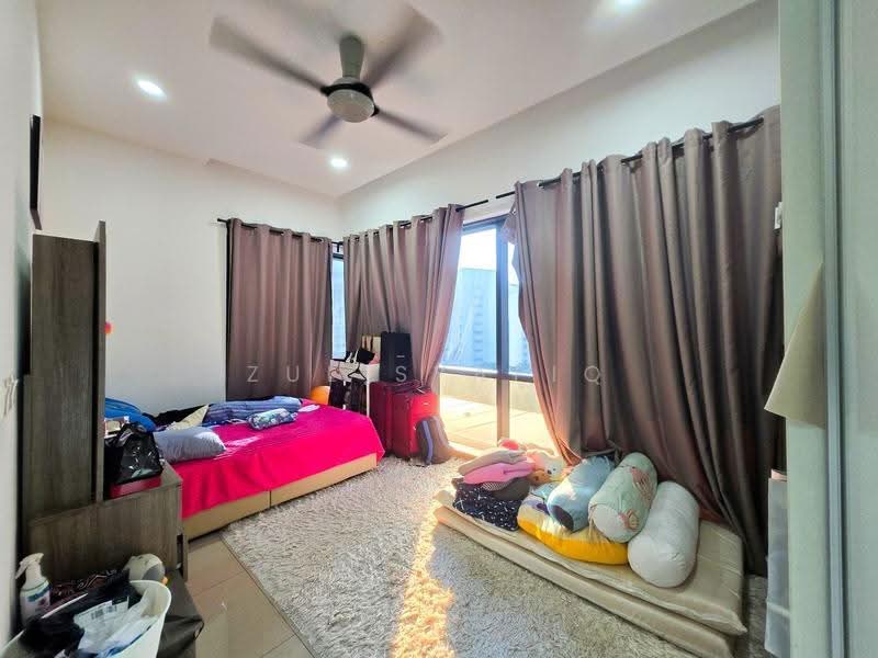 Kediaman Servis untuk Dijual di The Elements - Zul Syafiq - Bedroom - PropertyGuru.com.my