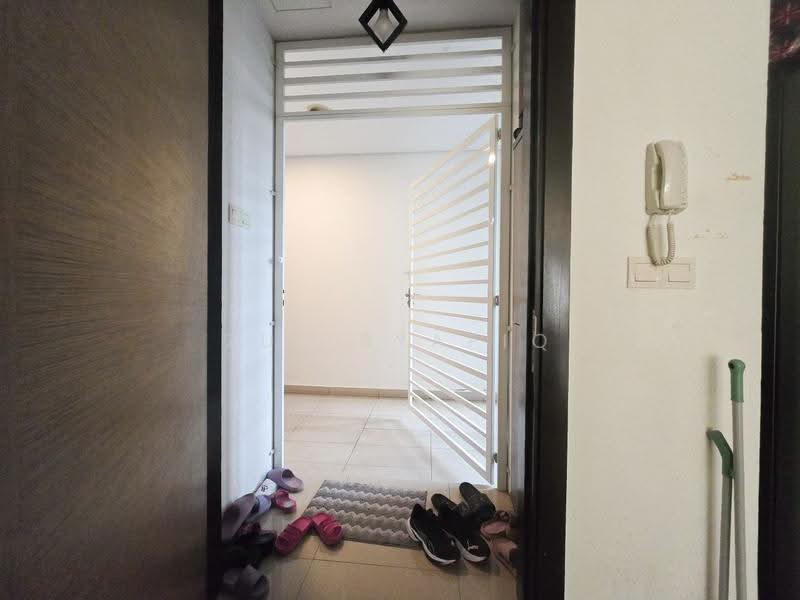 Kediaman Servis untuk Dijual di The Elements - Zul Syafiq - Entrance - PropertyGuru.com.my