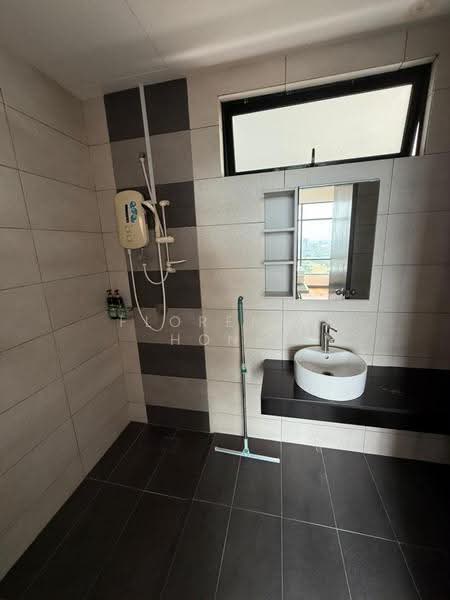 Service Residence for Sale at Molek Regency - Florence Hong - Bathroom - PropertyGuru.com.my