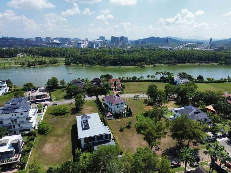 Bungalow House untuk Dijual di Perdana Lakeview East (Cyberjaya) - Norisma Hartanah - Exterior - PropertyGuru.com.my
