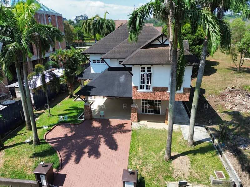 Bungalow House untuk Dijual di Perdana Lakeview East (Cyberjaya) - Norisma Hartanah - Exterior - PropertyGuru.com.my