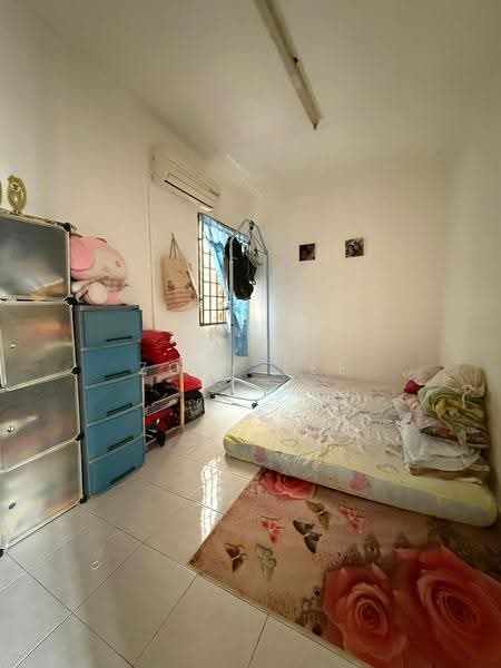Rumah Flat untuk Dijual di Flat Tasek 64 - Zoey Lee - Bedroom - PropertyGuru.com.my