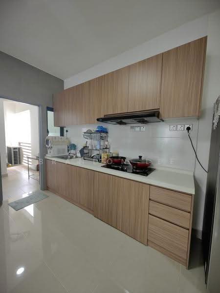 Kediaman Servis untuk Dijual di Amerin Residence - Brandon Lee - Kitchen - PropertyGuru.com.my