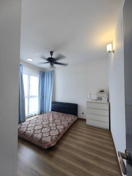 Kediaman Servis untuk Dijual di Amerin Residence - Brandon Lee - Bedroom - PropertyGuru.com.my